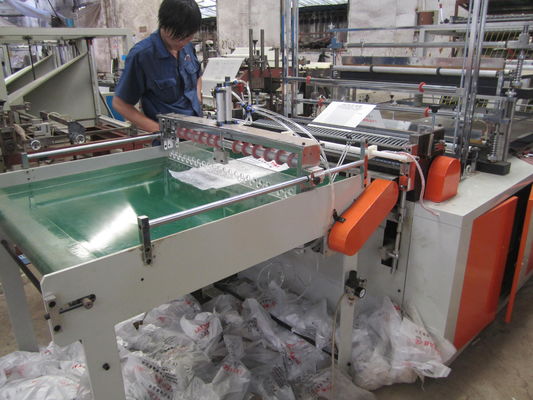 Chine Ordinateur soudant à chaud le sac de coupe froide faisant la machine avec l'OIN de la CE fournisseur