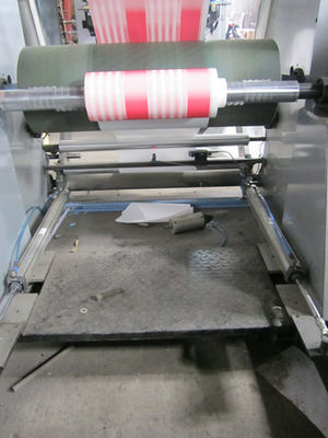 Chine 4 hydrauliques colorent la machine d'impression d'autocollant/sac de papier avec le dérouleur Rewinder fournisseur