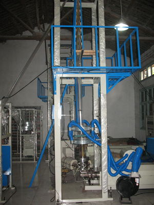Chine machine de soufflement de mini sac matériel de poignée de PE de 500mm pour le sac de tirette fournisseur