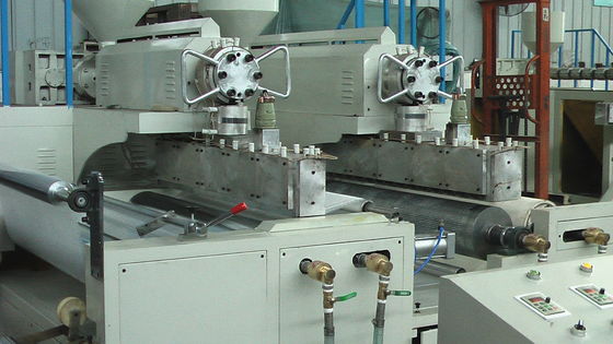 Chine Machine 5/4 couches de cinéma de bulle de polyéthylène stratifiant la machine de soufflement de film fournisseur